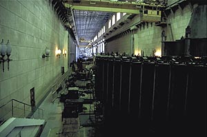 Generatorenhalle der Kuibischewskaja Wasserkraftanlage